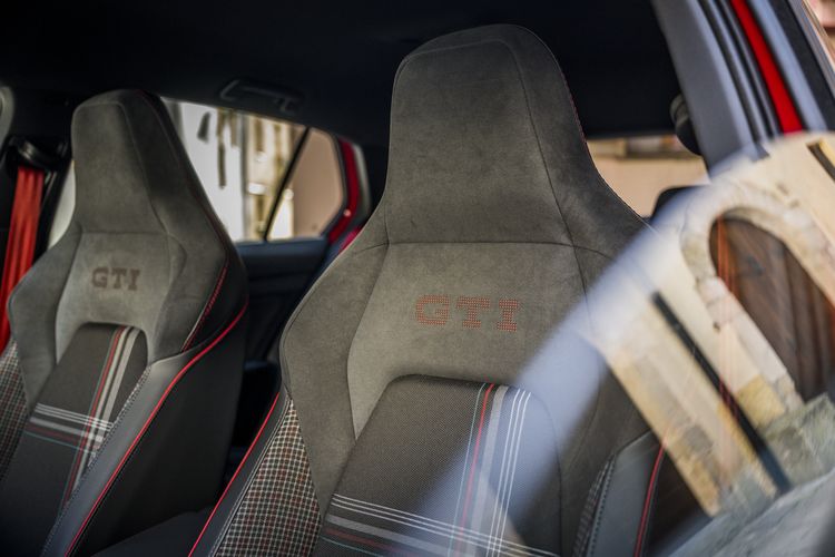 Volkswagen Golf GTI Clubsport Edition 50 rijtest hot hatch