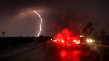 Onweer auto veiliger