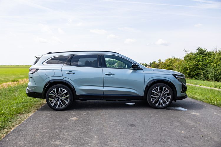 Renault Espace in zijaanzicht