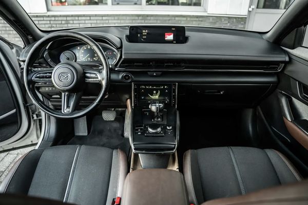 Mazda MX-30 R-EV EV elektrische auto occasion tweedehands auto
