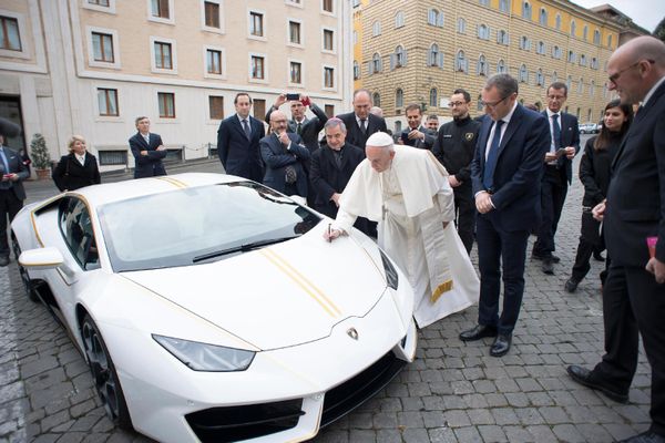 Pope Francis and Lamborghini Huracan