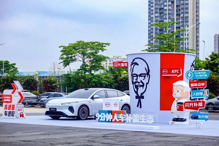 BYD gaat samenwerking aan met KFC: waarom jij in 9 minuten een hele bucket leeg moet eten