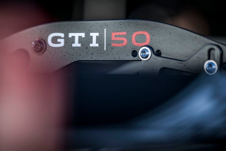 Benjamin Leuchter (38): 