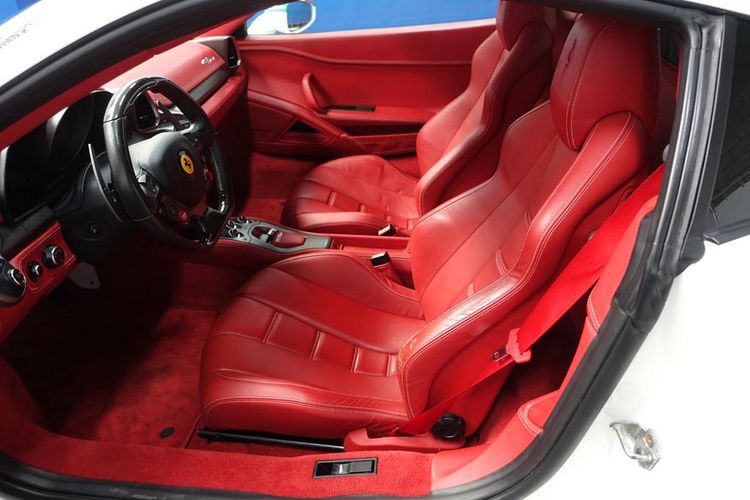 Ferrari 458, occasion, overheid, in beslag genomen
