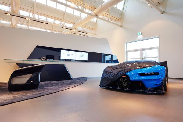 Bugatti showroom Leusden