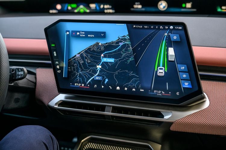 BMW iX3 level 2 autonoom rijden legaal Nederland handsfree