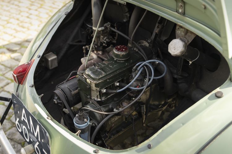 Van Porsche Cayman naar Renault 4CV klassieker