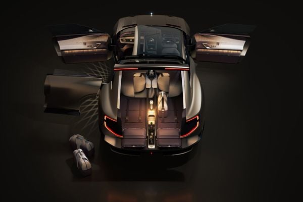Bentley EXP 15