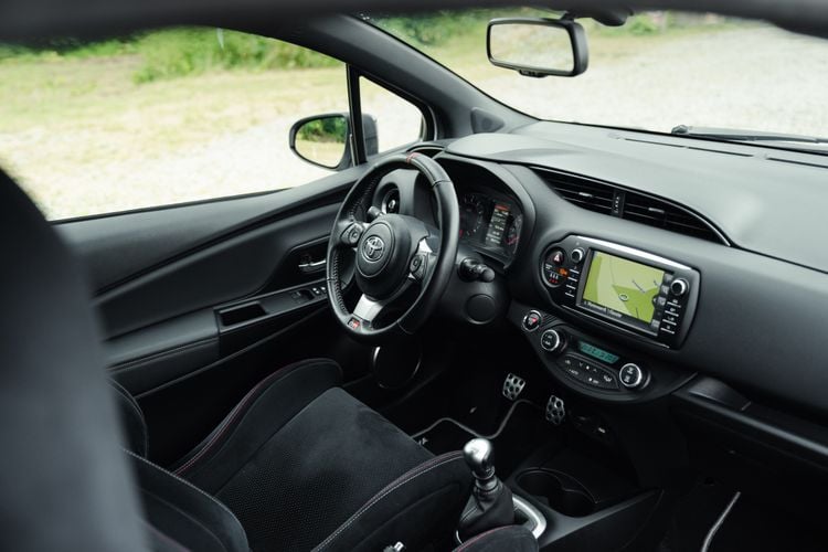 Toyota Yaris GRMN hot hatch occasion tweedehands auto