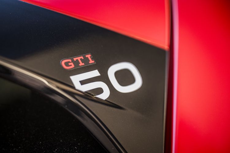 Volkswagen Golf GTI Clubsport Edition 50 rijtest hot hatch