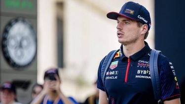 2023-10-05 17:03:36 QATAR - Max Verstappen (Red Bull Racing) komt aan voor de mediadag voorafgaand aan de Formule 1 Grand Prix op het Lusail International Circuit in Qatar. Verstappen heeft nog maar 3 punten nodig om zijn derde wereldtitel in de Formule 1 te bemachtigen. ANP SEM VAN DER WAL