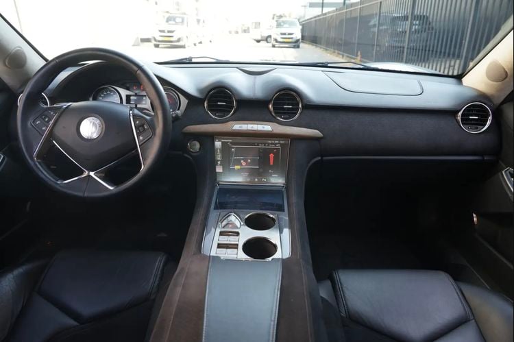 Fisker Karma occasion tweedehands auto plug-in hybride range extender Volkswagen Polo