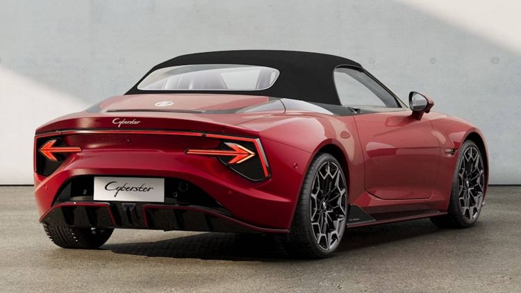 Duik in de Prijslijst MG Cyberster