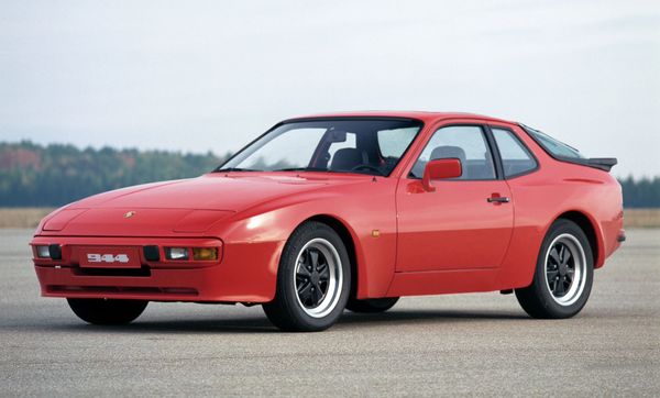 944 front