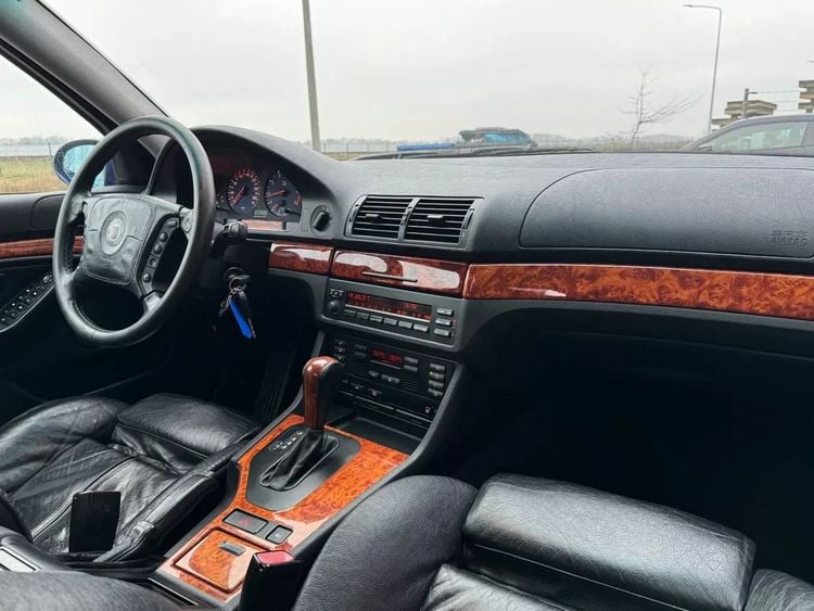Alpina B10 goedkoopste occasion in Nederland