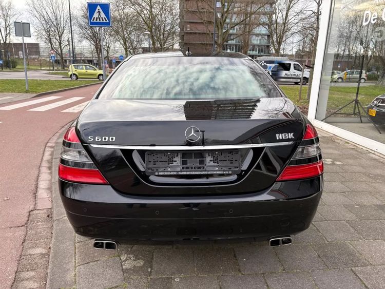 De gepantserde S-klasse van de Emir van Qatar occasion