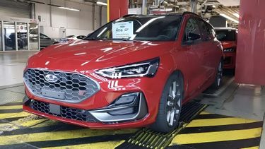 Allerlaatste station van Ford rolt fabriek uit