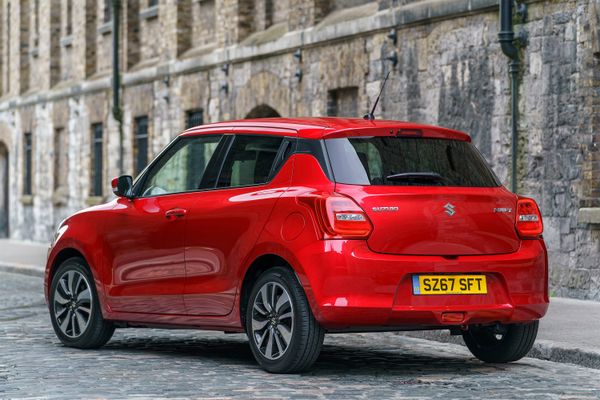 Suzuki Swift prijzen, problemen en uitvoeringen