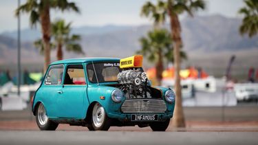 Mini Cooper V8