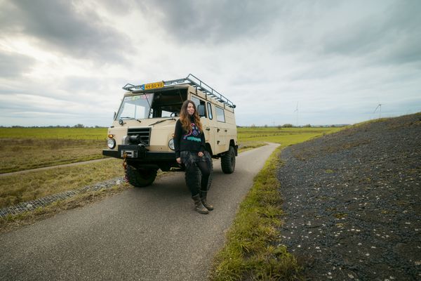 Robin (26) begon zonder ervaring overlanders te bouwen: 'Waar ben ik aan begonnen?'