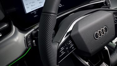 Audi verbetert Tesla en vindt richtingaanwijzer opnieuw uit