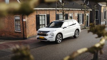 Mitsubishi Outlander PHEV plug-in hybride SUV duurtest