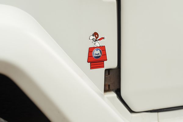 Snoopy-sticker op de Mega Tjaffer