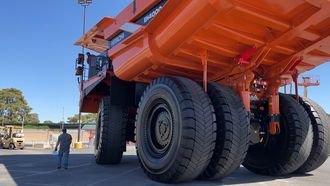 Hitachi EH4000AC-5 vrachtwagen mijnbouw kipper truck