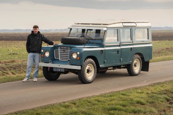 Land Rover 109