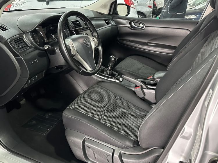 Nissan Pulsar occasion tweedehands auto vijfdeurs hatchback modern