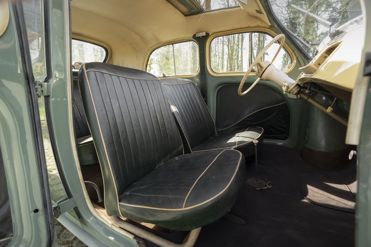 Van Porsche Cayman naar Renault 4CV klassieker