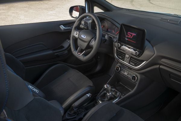 Ford Fiesta ST Edition interieur