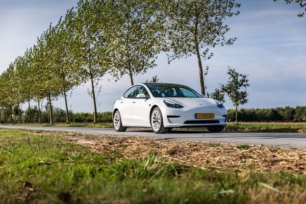 Tesla Model 3 prijzen problemen uitvoerigen koopwijzer occasion