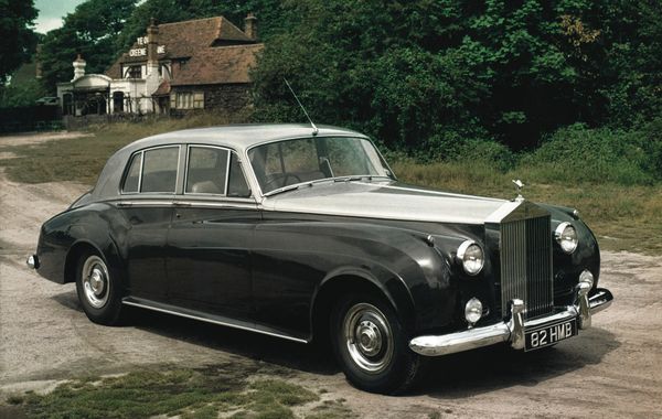 Rolls-Royce Silver Cloud was de eerste auto van Donald Trump