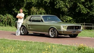 De Ford Mustang van Jeroen lijkt origineel, maar schijn bedriegt