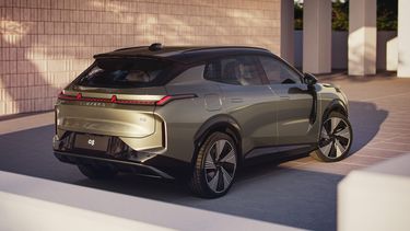 Lynk & Co 08 plug-in hybride