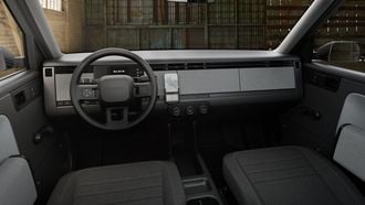 Slate Auto pick-up EV elektrische auto Jeff Bezos Donald Trump