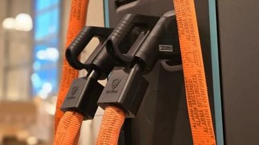 Spijtig genoeg is dit de laadpaal van de toekomst: Duits bedrijf heeft ‘uitvinding’ tegen koperdieven