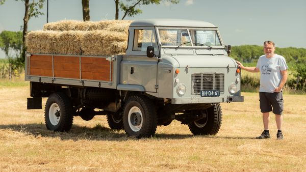 Eelco heeft een vergeten Land Rover uit 1969: "Hij had ongeveer 11.000 km gereden toen ik hem kocht’