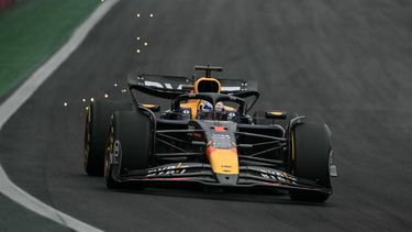 Red Bull Racing's Dutch driver Max Verstappen races during the sprint qualifying for the Formula One Sao Paulo Grand Prix at the Jose Carlos Pace racetrack, aka Interlagos, in Sao Paulo, Brazil, on November 1, 2024. 
NELSON ALMEIDA / AFP
