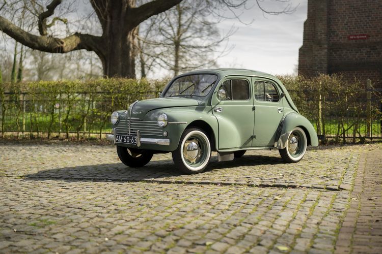 Van Porsche Cayman naar Renault 4CV klassieker