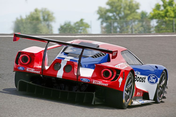Ford GT Le Mans Racer 2048 009