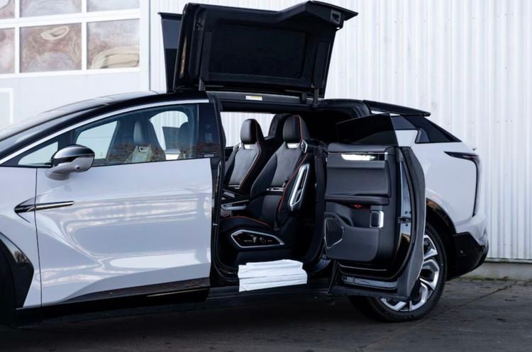 HiPhi X occasion tweedehands auto MPV Chinese auto te koop Nederland luxe