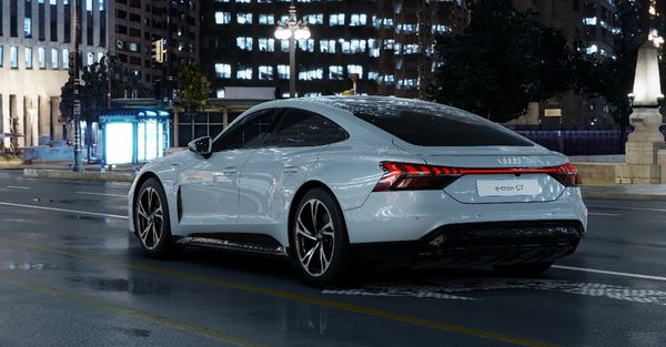 Audi E-tron GT Competition, review, test