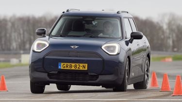 Alfa Romeo Junior vs. Mini Aceman: eindelijk echt leuke EV's?