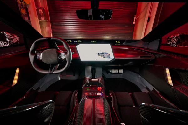 Elektrische auto stil? Deze nieuwe BMW maakt superveel herrie