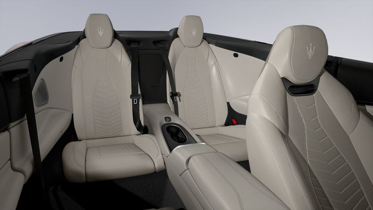Duik in de Prijslijst Maserati GranCabrio Folgore