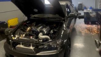 Lexus IS 300 rollenbank hub-dyno test crash