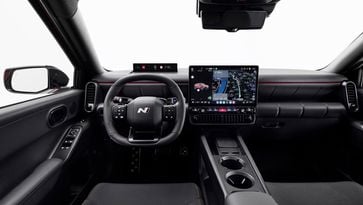 Bijna 500 km actieradius en een stuk stoerder: waarom de Hyundai Ioniq 3 beter kan zijn dan de Kia EV2