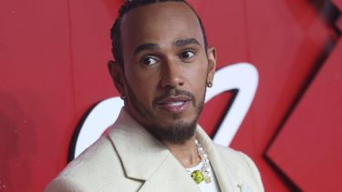 epa11011251 Racing driver Lewis Hamilton attends the Fashion Awards 2023 at the Royal Albert Hall in London, Britain, 04 December 2023.  EPA/NEIL HALL